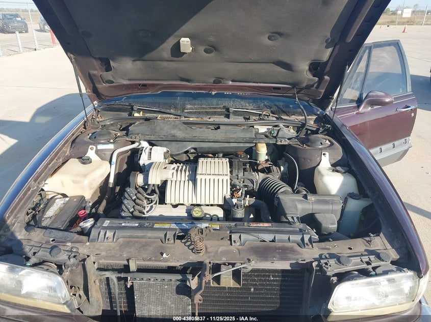 1994 Buick Park Avenue Ultra VIN: 1G4CU5219R1608686 Lot: 43805837