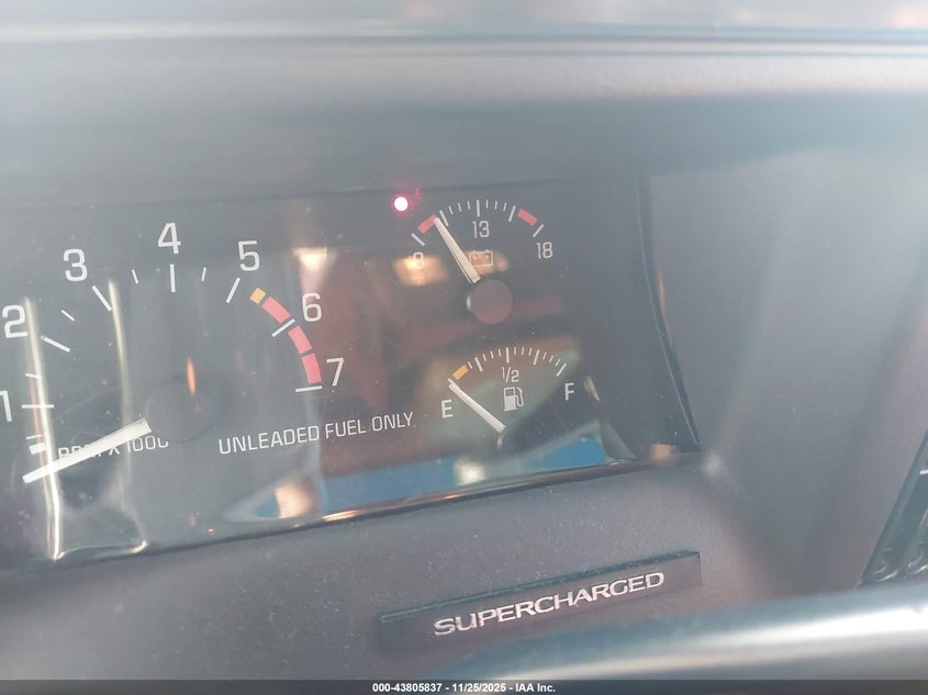 1994 Buick Park Avenue Ultra VIN: 1G4CU5219R1608686 Lot: 43805837