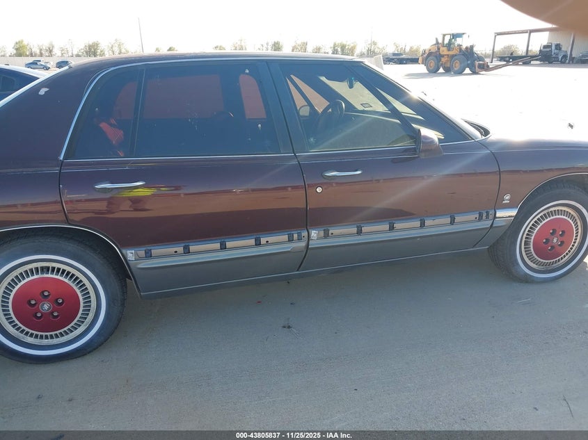 1994 Buick Park Avenue Ultra VIN: 1G4CU5219R1608686 Lot: 43805837