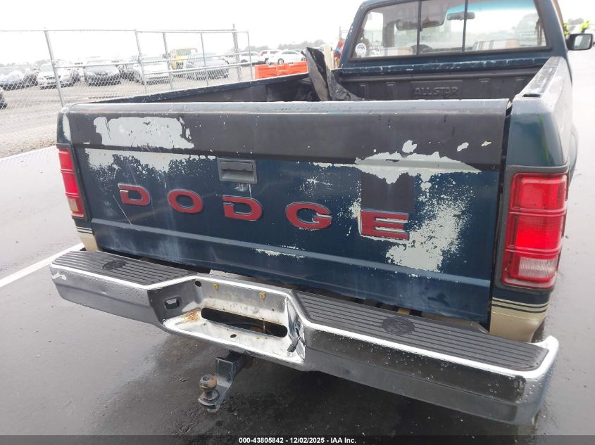 1992 Dodge Dakota VIN: 1B7FL26X6NS683819 Lot: 43805842