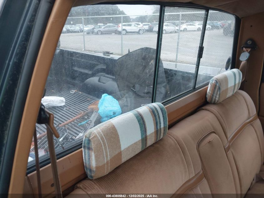 1992 Dodge Dakota VIN: 1B7FL26X6NS683819 Lot: 43805842