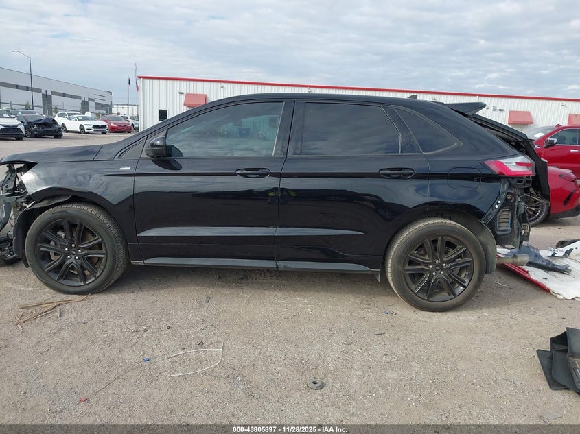 2021 Ford Edge St-Line VIN: 2FMPK3J90MBA04217 Lot: 43805897