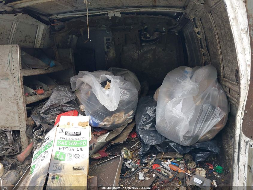 2003 Chevrolet Astro VIN: 1GCDM19X03B106985 Lot: 43805921