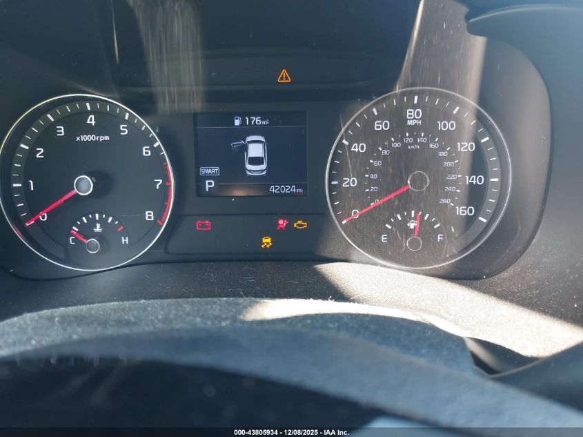 2020 Kia Forte Lxs VIN: 3KPF24AD5LE217083 Lot: 43805934