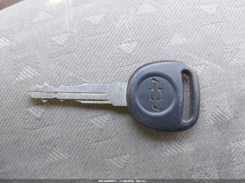 2008 Chevrolet Uplander Ls VIN: 1GNDV23W28D180270 Lot: 43805971