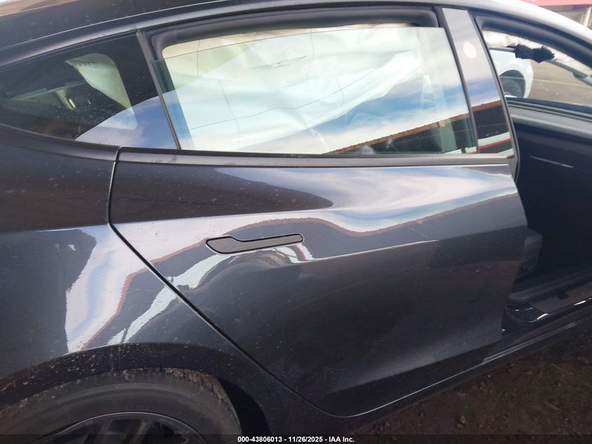 2025 Tesla Model 3 Long Range All-Wheel Drive VIN: 5YJ3E1EB5SF008758 Lot: 43806013