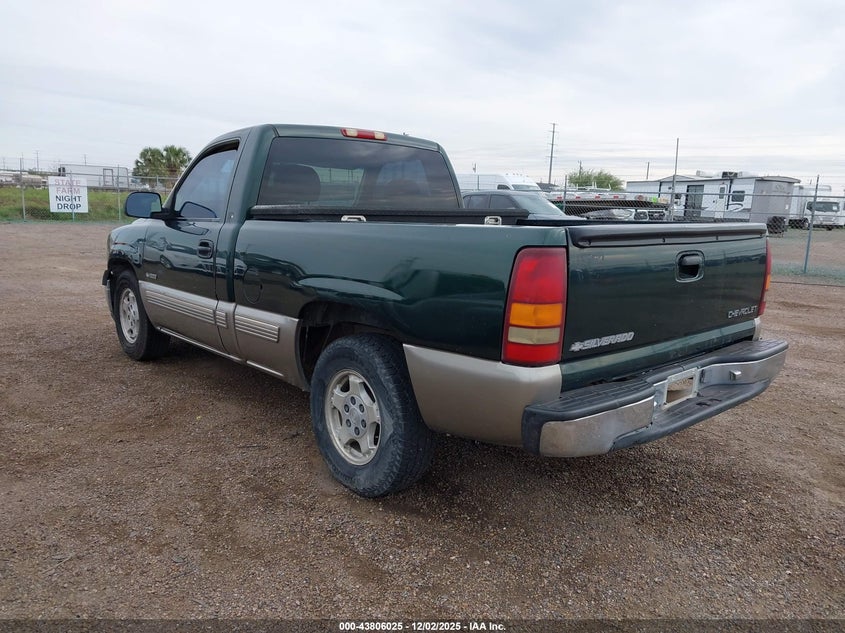 1GCEC14V22Z122785 2002 CHEVROLET SILVERADO photo no. 3