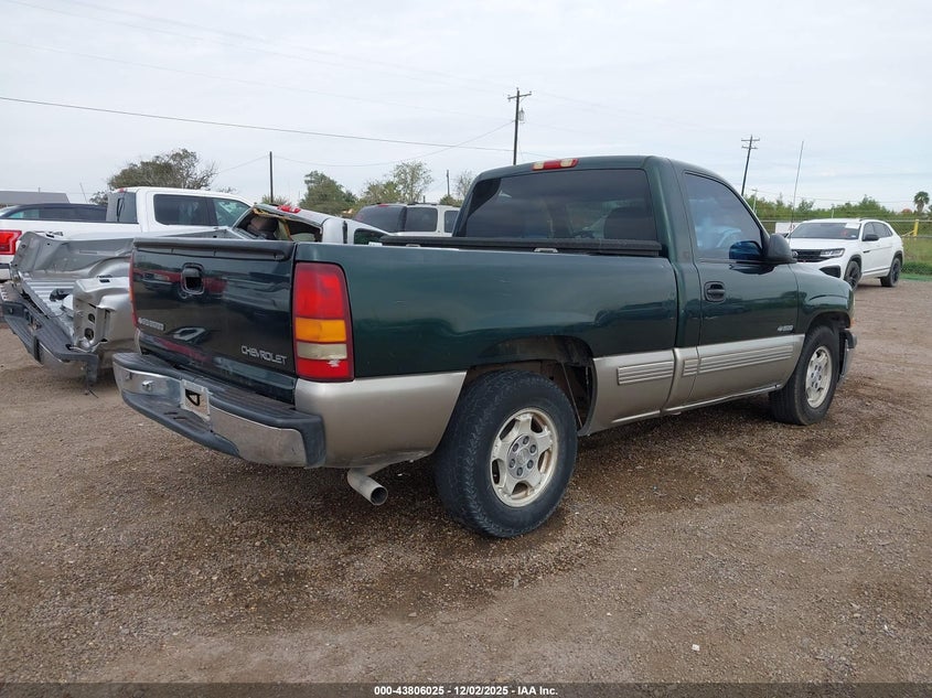 1GCEC14V22Z122785 2002 CHEVROLET SILVERADO photo no. 4