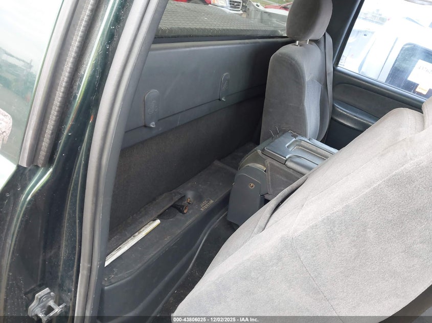 1GCEC14V22Z122785 2002 CHEVROLET SILVERADO photo no. 8