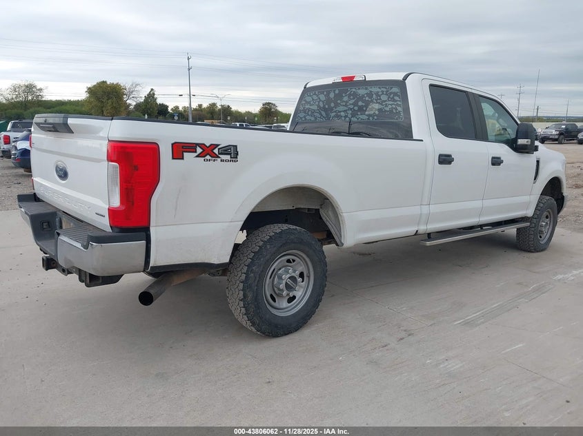 1FT7W2B61KEF79726 2019 FORD F250 photo no. 4