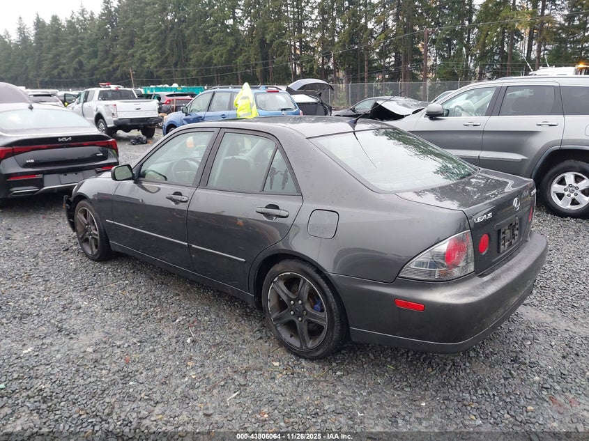 JTHBD192030069703 2003 LEXUS IS photo no. 3
