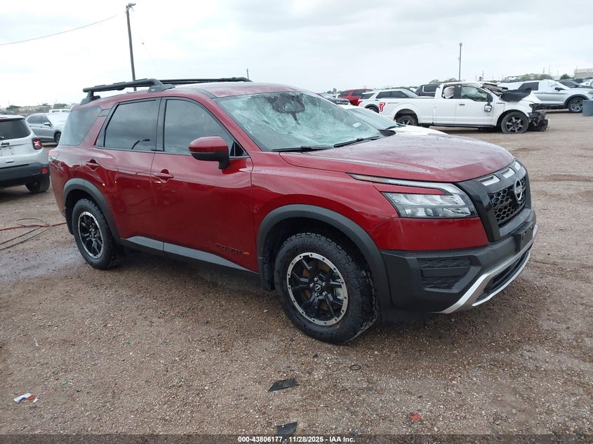 NISSAN PATHFINDER ROCK CREEK 4WD