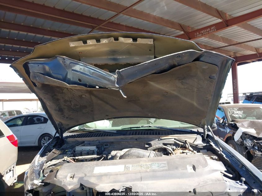 2005 Ford Expedition Nbx/Xlt VIN: 1FMPU16555LB12631 Lot: 43806225