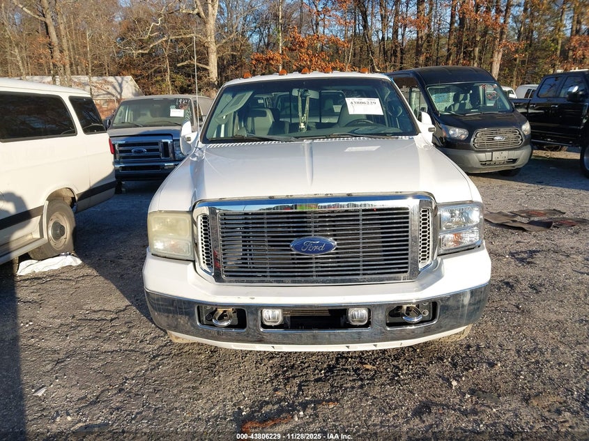 2007 Ford F-350 Lariat/Xl/Xlt VIN: 1FTWW32P47EA25825 Lot: 43806229