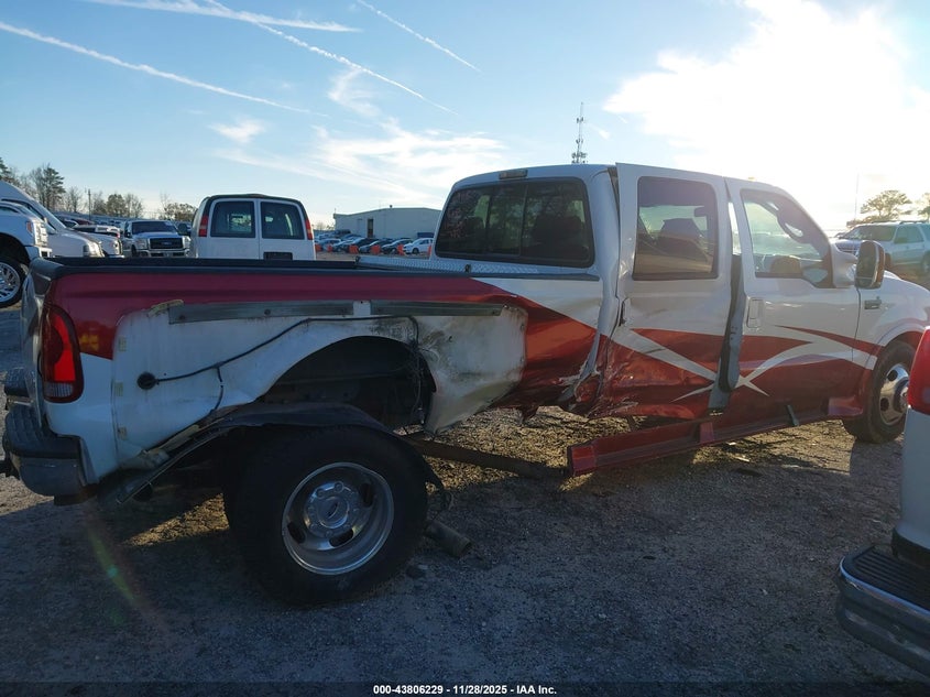 2007 Ford F-350 Lariat/Xl/Xlt VIN: 1FTWW32P47EA25825 Lot: 43806229