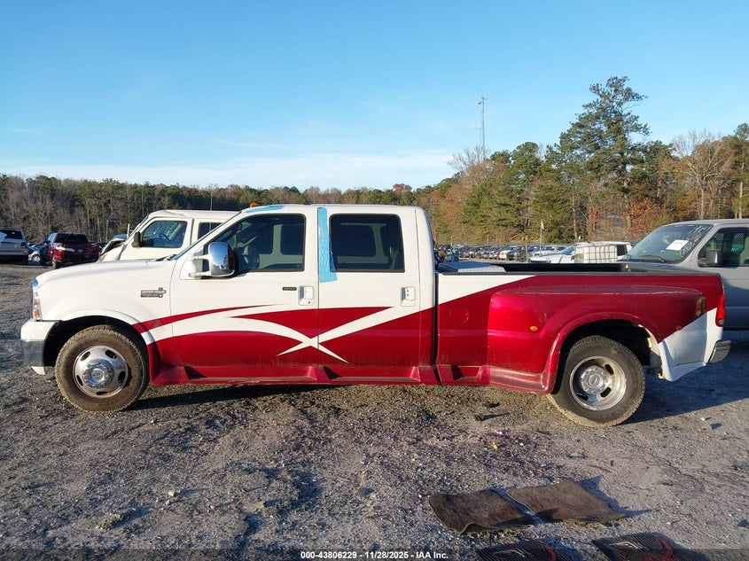 2007 Ford F-350 Lariat/Xl/Xlt VIN: 1FTWW32P47EA25825 Lot: 43806229