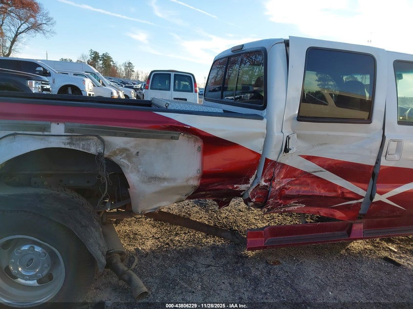 2007 Ford F-350 Lariat/Xl/Xlt VIN: 1FTWW32P47EA25825 Lot: 43806229