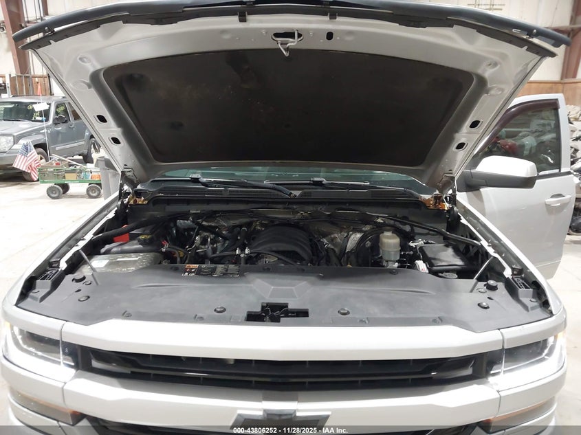 2016 Chevrolet Silverado 1500 2Lt VIN: 1GCVKREC8GZ110856 Lot: 43806252