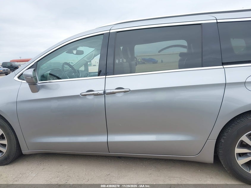 2021 Chrysler Pacifica Touring L VIN: 2C4RC1BG0MR515249 Lot: 43806279