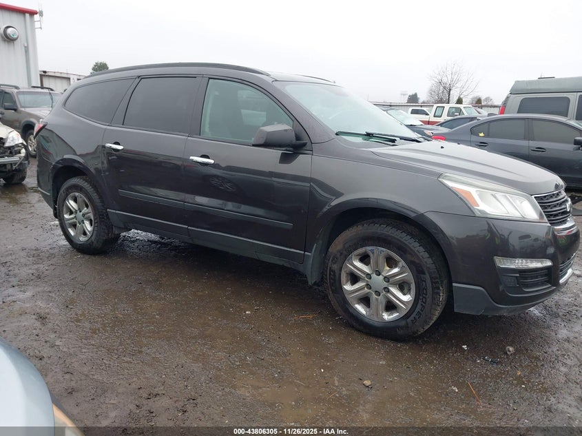 CHEVROLET TRAVERSE LS