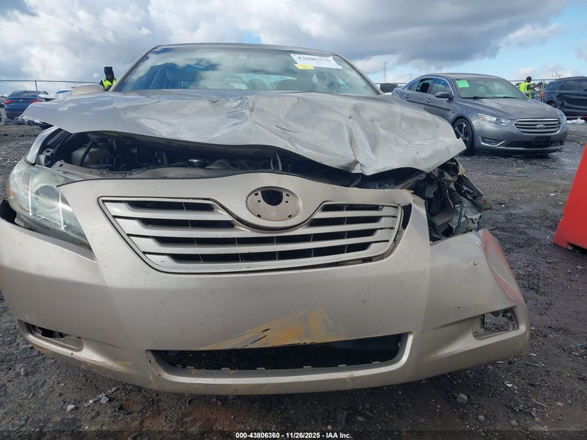 2007 Toyota Camry Le VIN: 4T1BE46K57U624627 Lot: 43806360