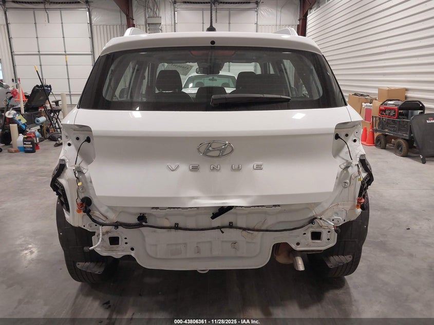 2025 Hyundai Venue Sel VIN: KMHRC8A33SU355483 Lot: 43806361
