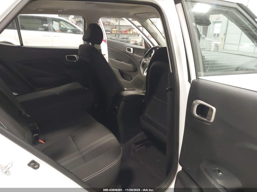 2025 Hyundai Venue Sel VIN: KMHRC8A33SU355483 Lot: 43806361