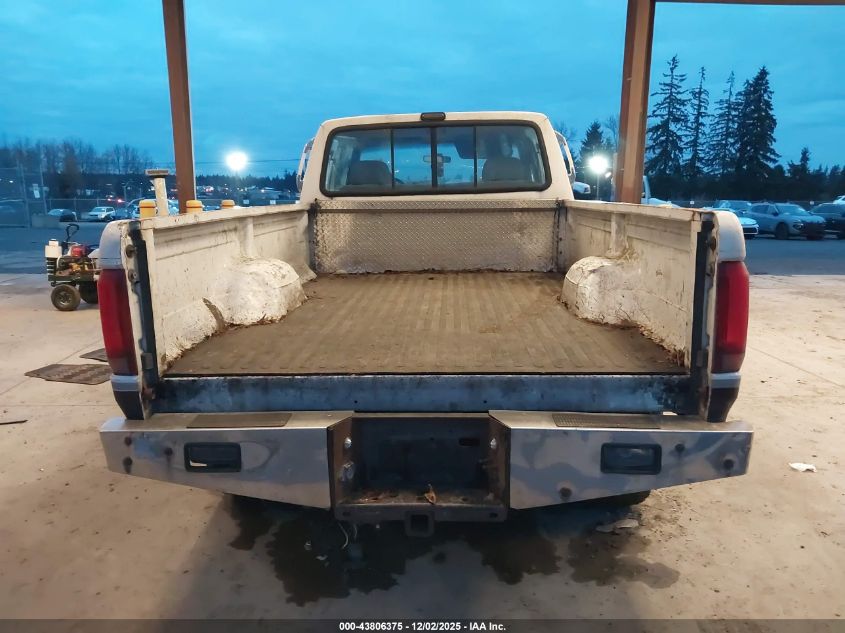 1993 Ford F350 VIN: 2FTJW36G8PCA05829 Lot: 43806375