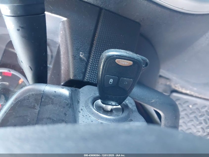 2008 Jeep Patriot Sport VIN: 1J8FT28W98D637231 Lot: 43806384