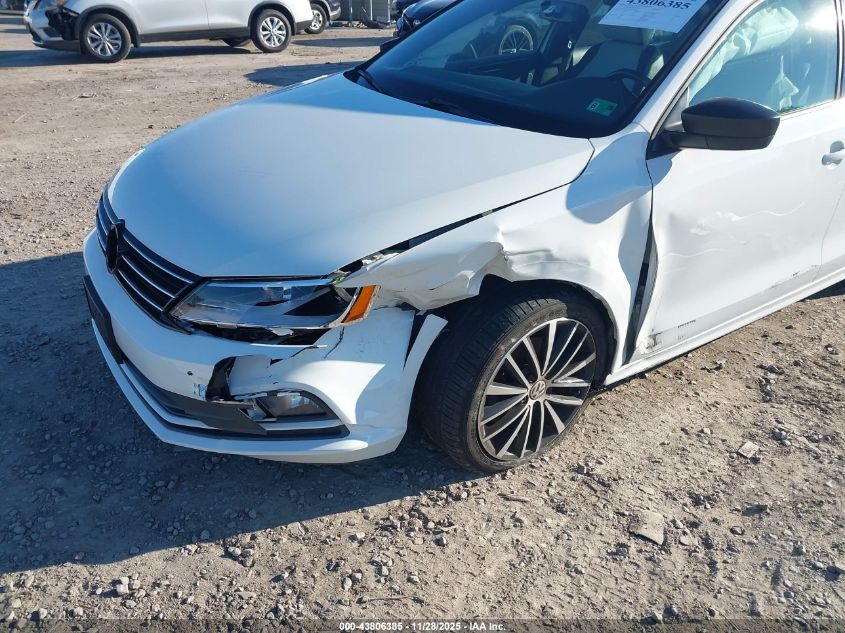 2015 Volkswagen Jetta 1.8T Sport VIN: 3VWD17AJ3FM213834 Lot: 43806385