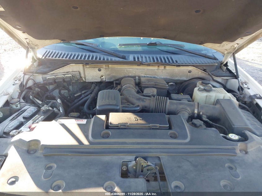 2009 Ford Expedition Eddie Bauer/King Ranch VIN: 1FMFU17589EB20758 Lot: 43806399