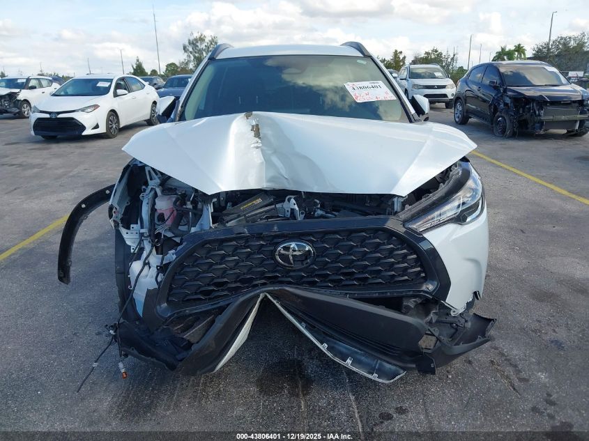 2024 Toyota Corolla Cross Le VIN: 7MUCAAAG6RV08388 Lot: 43806401