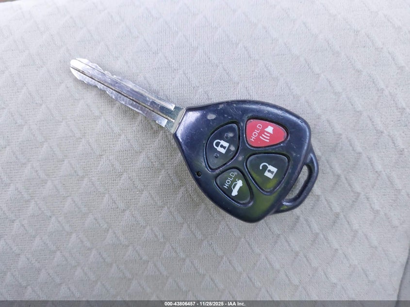 2007 Toyota Camry Le VIN: 4T1BE46K57U123270 Lot: 43806457