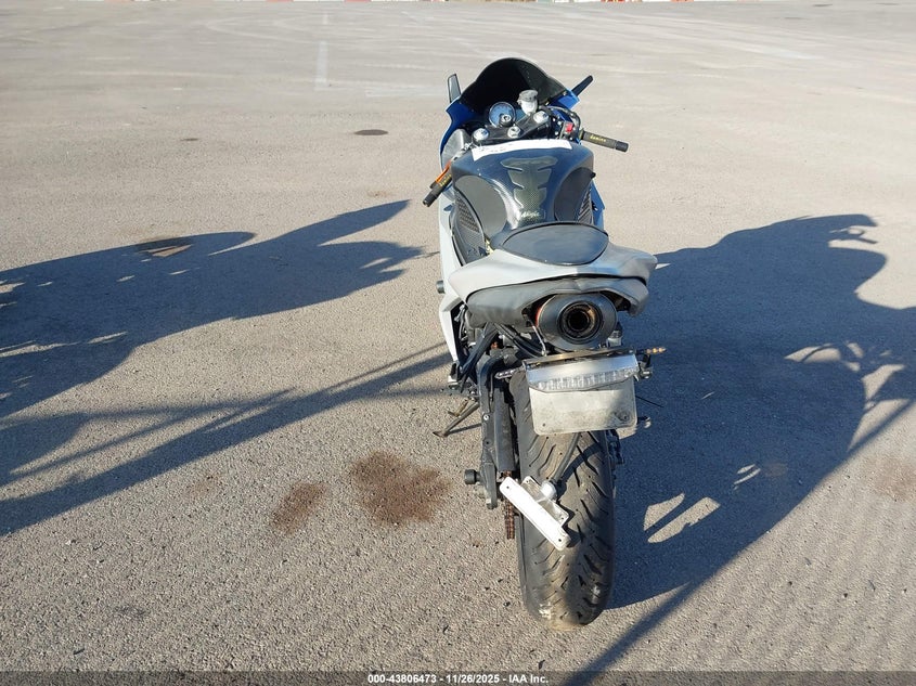 2008 Kawasaki Zx600 P VIN: JKAZX4P118A040953 Lot: 43806473