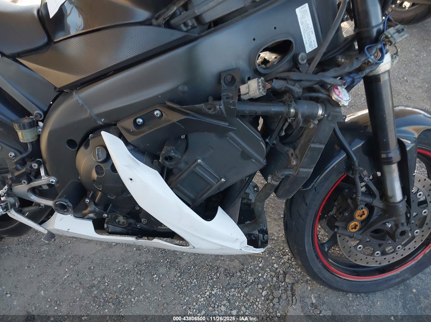 2004 Yamaha Yzfr1 C VIN: JYARN13Y44A001258 Lot: 43806500