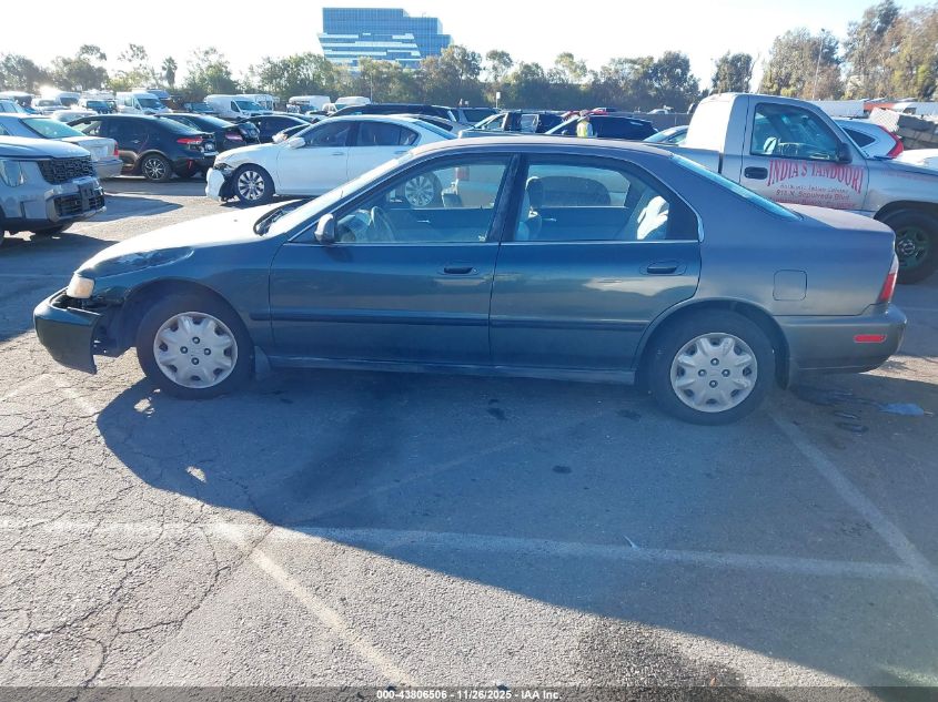 1997 Honda Accord Lx VIN: 1HGCD5639VA065612 Lot: 43806506