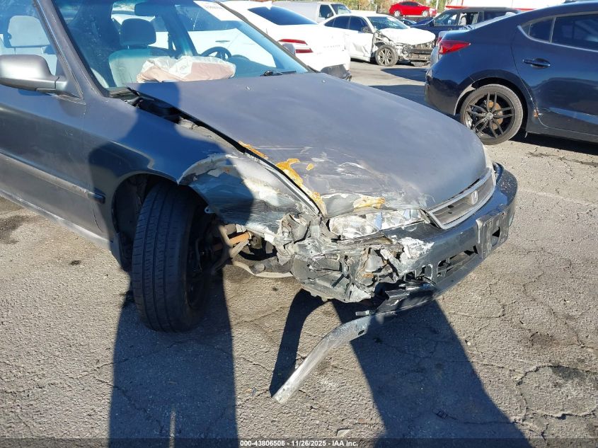 1997 Honda Accord Lx VIN: 1HGCD5639VA065612 Lot: 43806506