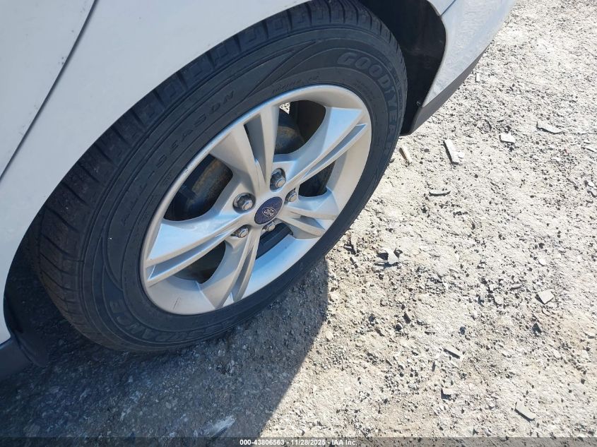 2014 Ford Focus Se VIN: 1FADP3F2XEL121105 Lot: 43806563