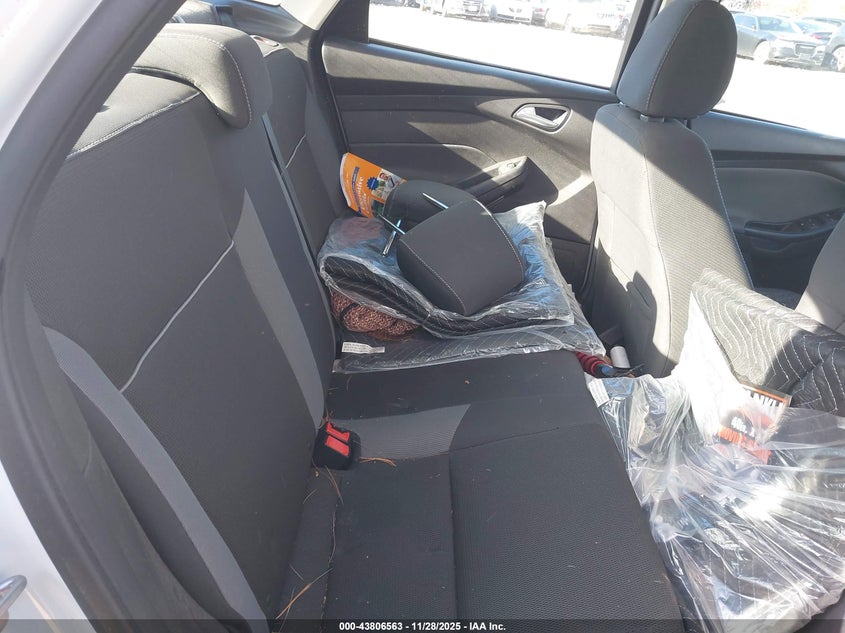 2014 Ford Focus Se VIN: 1FADP3F2XEL121105 Lot: 43806563