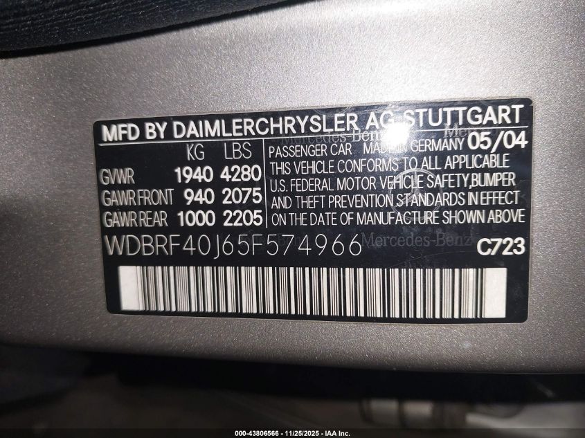 2005 Mercedes-Benz C 230 Kompressor Sport VIN: WDBRF40J65F574966 Lot: 43806566