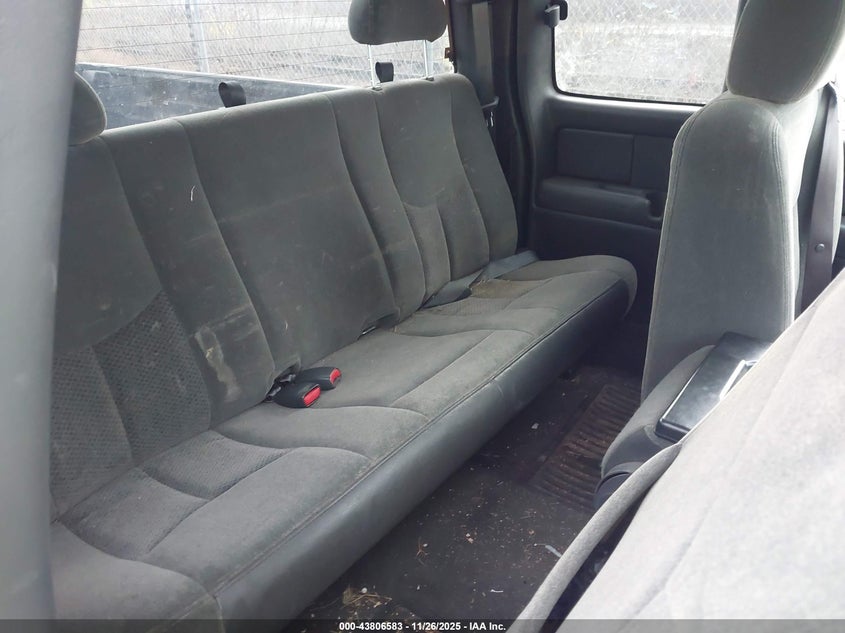 2004 Chevrolet Silverado 1500 Z71 VIN: 1GCEK19T84Z269979 Lot: 43806583