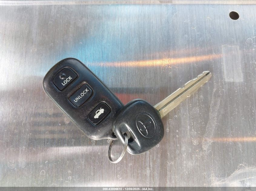 2002 Toyota Avalon Xls VIN: 4T1BF28B72U219103 Lot: 43806610