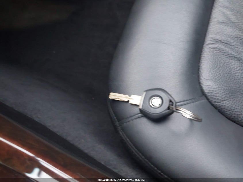 1997 BMW Z3 2.8L Roadster VIN: 4USCJ3326VLC06922 Lot: 43806655