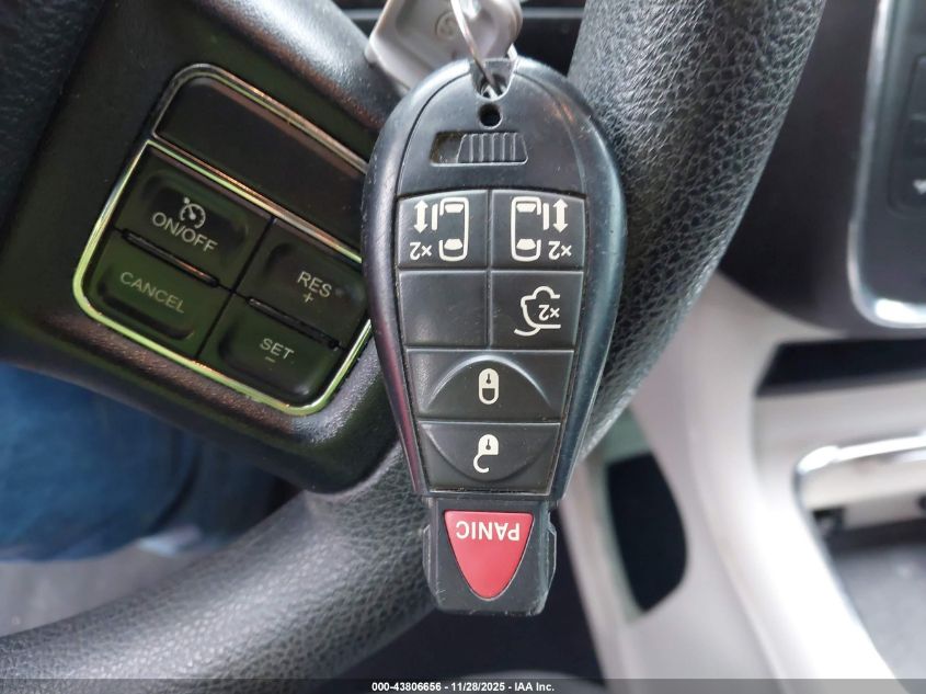 2014 Dodge Grand Caravan Sxt VIN: 2C4RDGCG1ER244721 Lot: 43806656