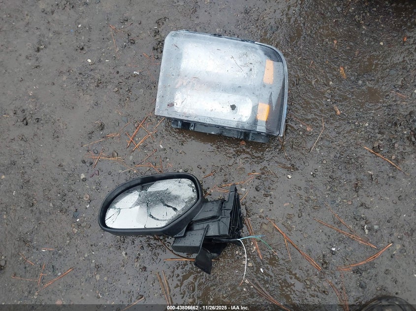 2001 Ford F-350 Lariat/Xl/Xlt VIN: 3FTSW30S81MA57801 Lot: 43806662