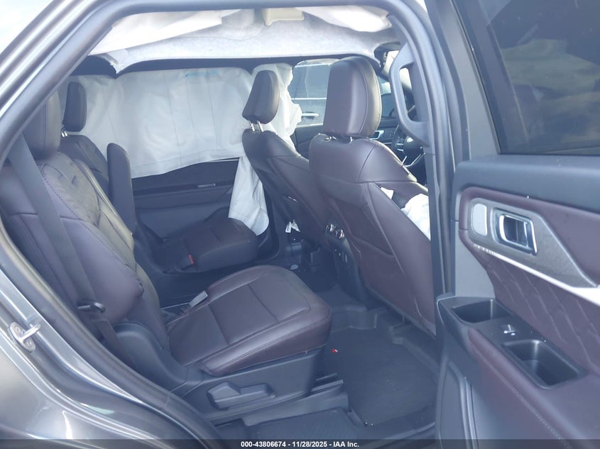 2025 Ford Explorer Platinum VIN: 1FMWK8HC1SGC74184 Lot: 43806674