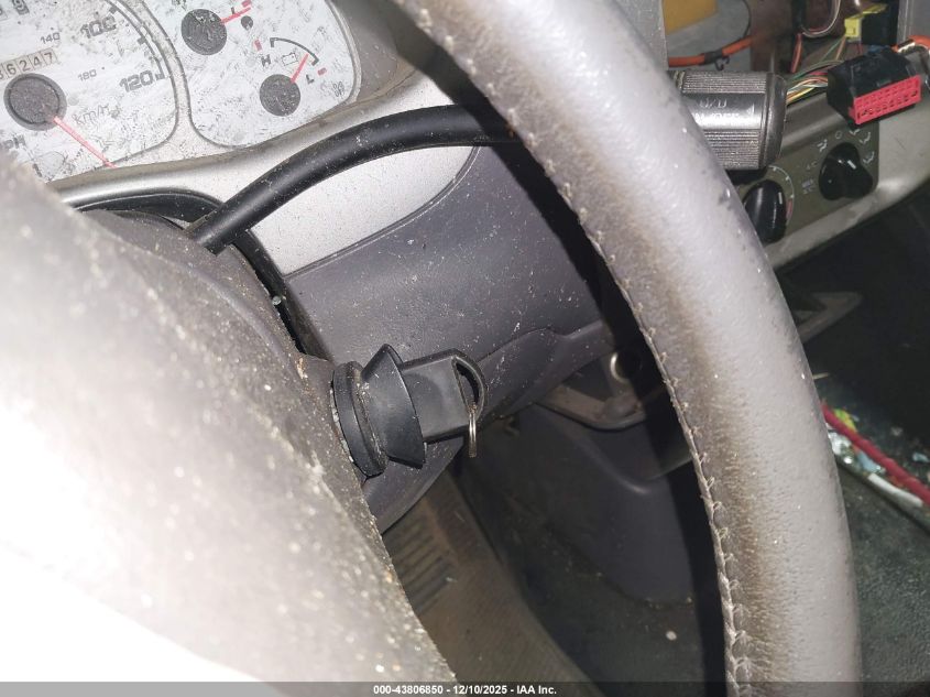 2002 Ford Explorer Sport Trac VIN: 1FMZU67E22UD40564 Lot: 43806850