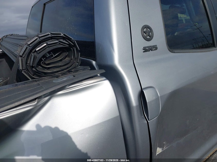 2013 Toyota Tundra Grade 5.7L V8 VIN: 5TFRY5F13DX142272 Lot: 43807103