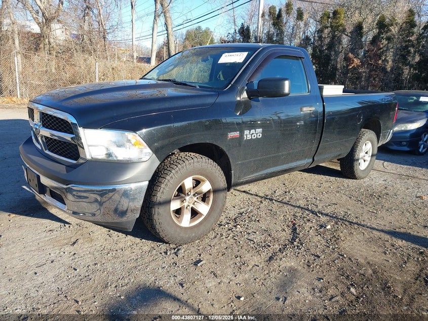 3C6JR7DT0FG597668 2015 RAM 1500 photo no. 2