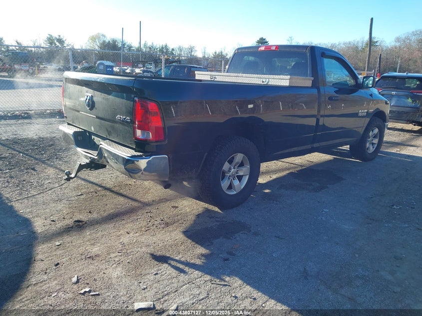 3C6JR7DT0FG597668 2015 RAM 1500 photo no. 4